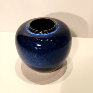 Gorgeous Studio Art Frogskin Glaze Vase from Japan